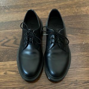 Black Dr Martins Sz 7 US